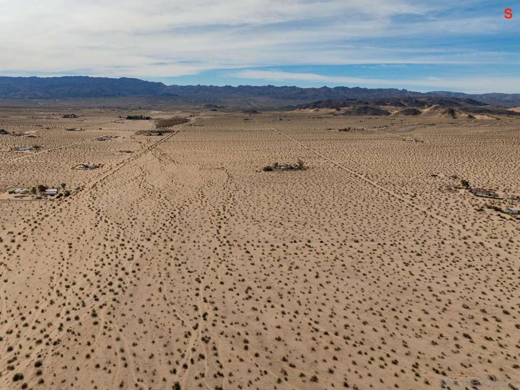 0 Desert View RD