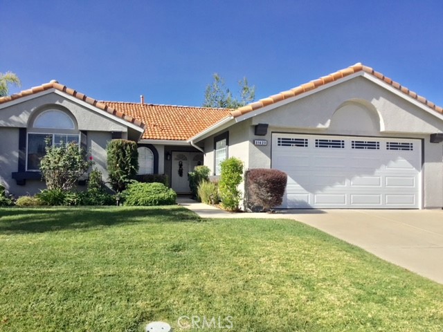 Beautiful 4-Bedroom Home for Rent in Chardonnay Hills!
Located in the highly desirable Chardonnay Hills community, this well-maintained 4-bedroom, 2-bath single-level home with an attached 2-car garage is move-in ready and full of charm.
Enjoy a bright open floor plan with vaulted ceilings, travertine flooring, crown molding, and a cozy gas fireplace. Recent updates include new exterior paint, two new exterior sliding doors, a new ceiling fan and kitchen lighting, a newer GE range oven and microwave, refinished bathroom cabinets, and new window coverings throughout.
The spacious, private, and lush backyard offers the perfect outdoor retreat, while the beautifully landscaped front yard adds great curb appeal.
Community amenities include an Olympic-sized pool, spa, tennis and volleyball courts, and two parks with playgrounds.
A fantastic rental opportunity in a peaceful, well-kept neighborhood—don't miss it!
