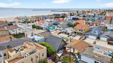 Tiny photo for 120 Hueneme Avenue, Oxnard, CA 93035 (MLS # V1-34188)