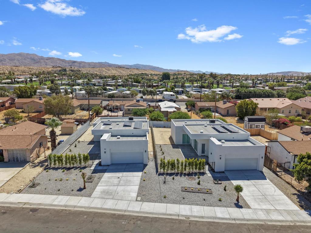 15480 Avenida Rambla