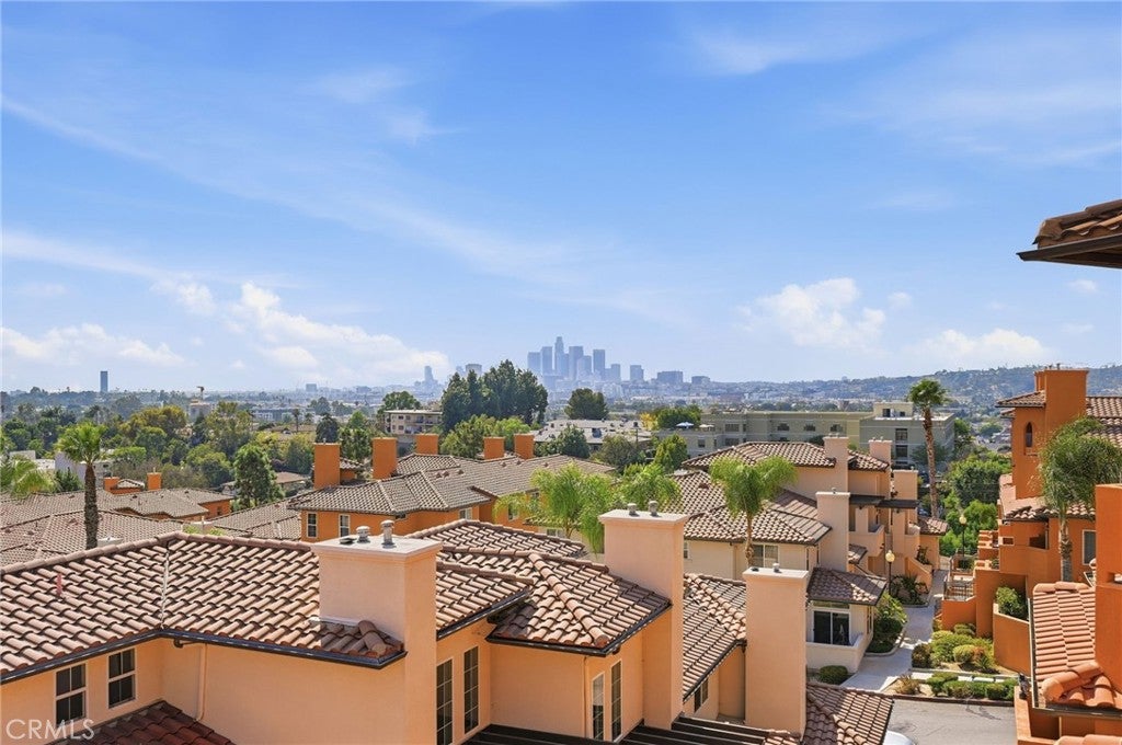 3711 Baldwin Street 1203