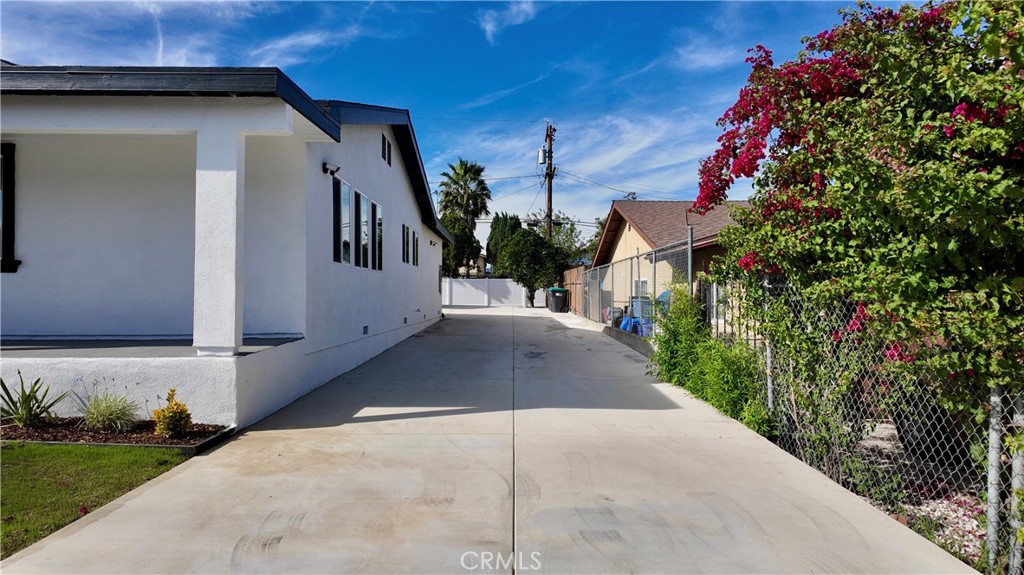 4208 Gird Ave