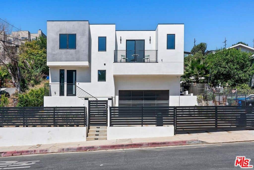 Photo of 1903 Lake Shore Avenue, Los Angeles, CA 90039 (MLS # 26803259)