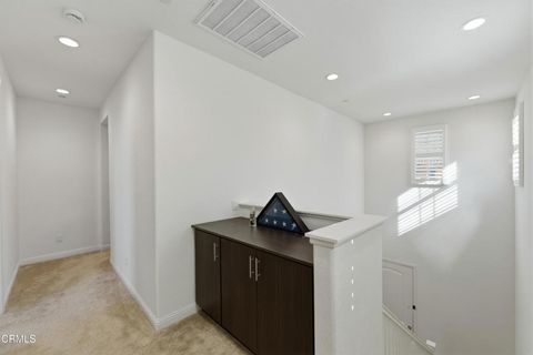 Tiny photo for 341 Fraser Point Ln, Camarillo, CA 93012 (MLS # V1-34848)