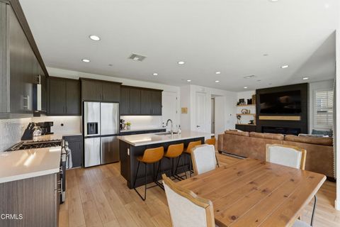 Tiny photo for 341 Fraser Point Ln, Camarillo, CA 93012 (MLS # V1-34848)