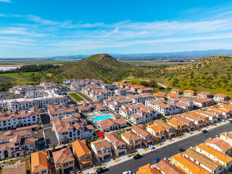 Tiny photo for 341 Fraser Point Ln, Camarillo, CA 93012 (MLS # V1-34848)