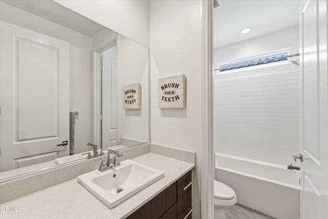 Tiny photo for 341 Fraser Point Ln, Camarillo, CA 93012 (MLS # V1-34848)