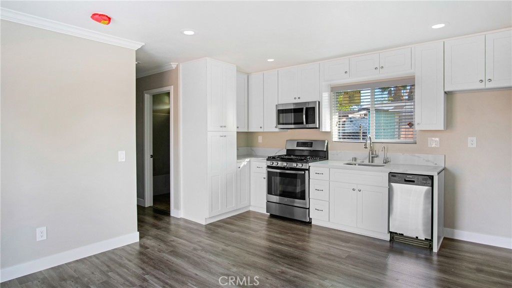 940 Gonzales B