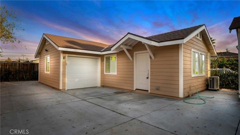 940 Gonzales B Placentia CA 92870