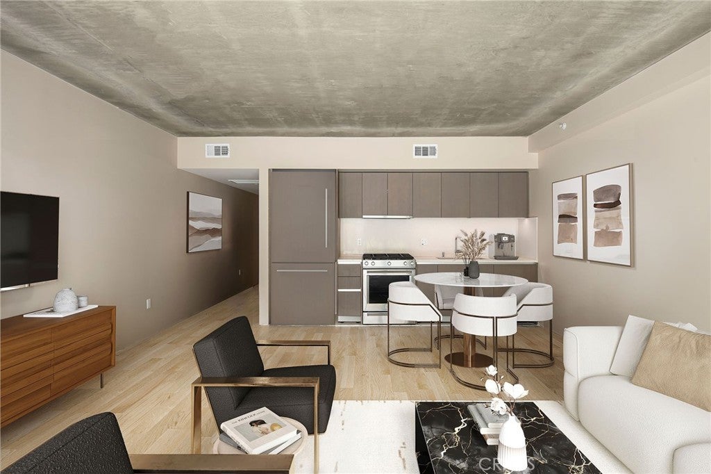 380 Cordova Street 406