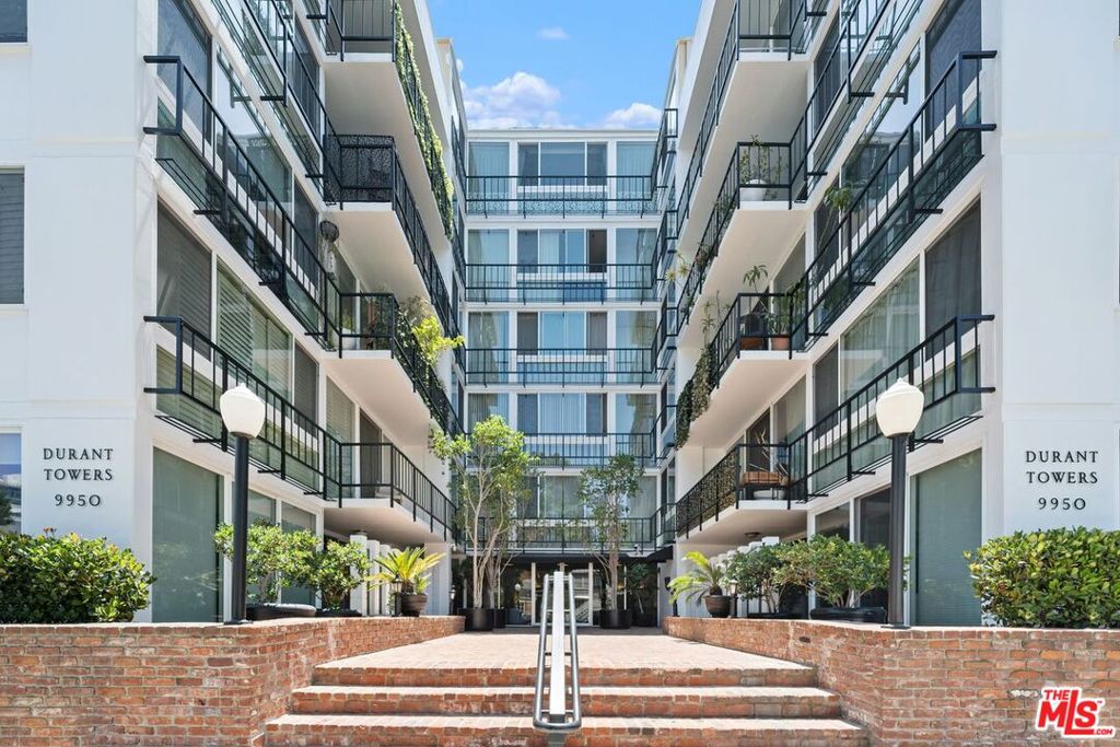 Beautifully renovated 2-bedroom/1.5 bath unit at Durant Towers. The spacious sunlit living room features a balcony and a wet bar for entertaining guests. The kitchen has stainless steel appliances and is the ideal spot for preparing your favorite meal. The primary bedroom has an en-suite bath and a separate tub and shower. The 2nd bedroom boasts a wall of built-ins and floor-to-ceiling windows. There is a community laundry room on the floor for added convenience. In addition, the property features a spacious rooftop patio/sundeck offering breathtaking views of Beverly Hills, along with a splash pool and BBQ area, perfect for embracing the California lifestyle! Conveniently located to Century City shopping, fine dining, and entertainment, this unit is a true must-see! A small pet may be considered. The HOA requires a $500 refundable move-in fee.