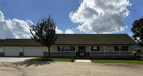 Photo of 361 Spur Dr, Norco, CA 92860 (MLS # IV25236379) Photo of 361 Spur Dr, Norco, CA 92860 (MLS # IV25236379)