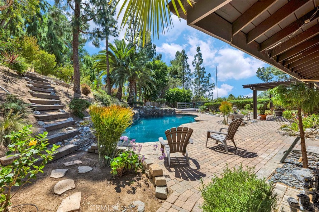 19882 Highcrest Circle