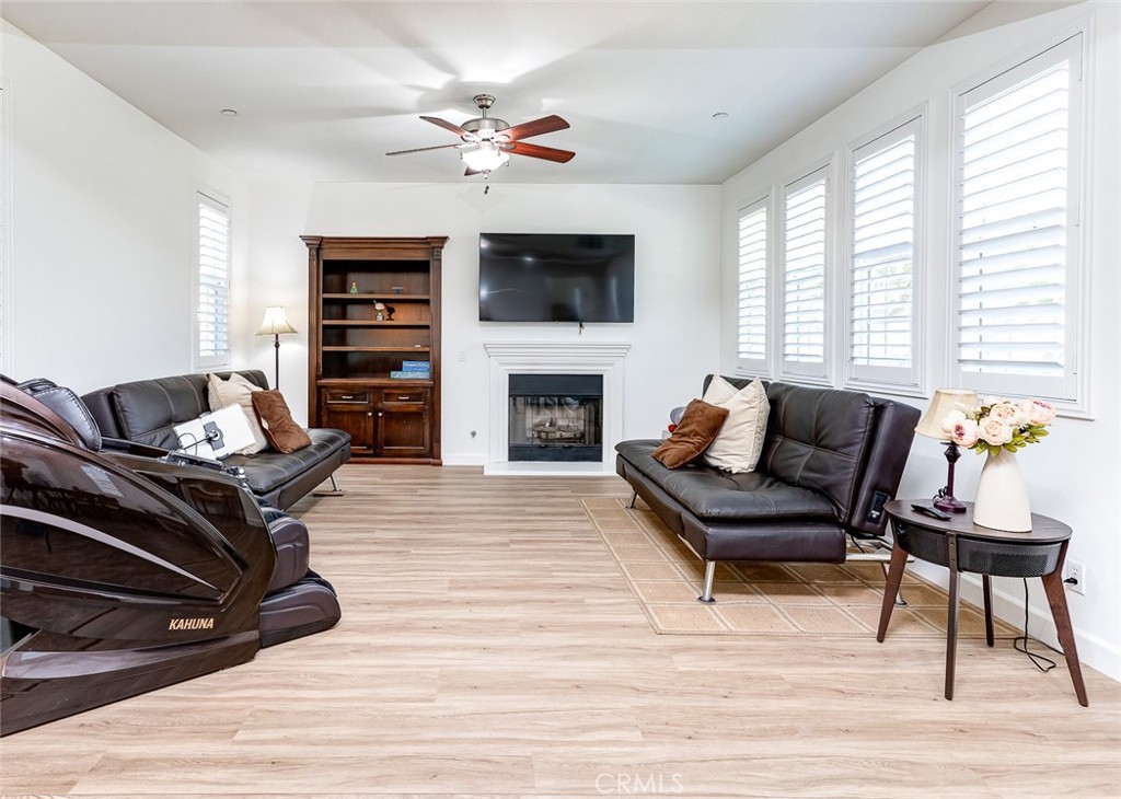 15220 Cambridge