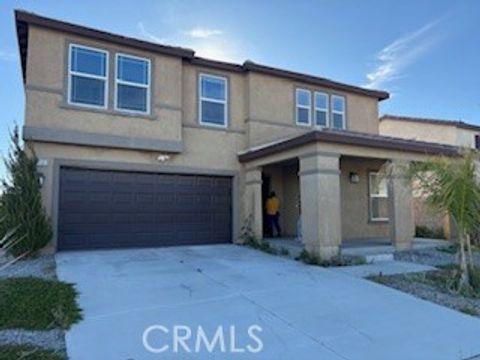 Photo of 11601 Halter Street, Victorville, CA 92392 (MLS # CV26065425)