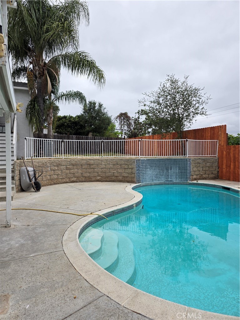 1224 Luanne