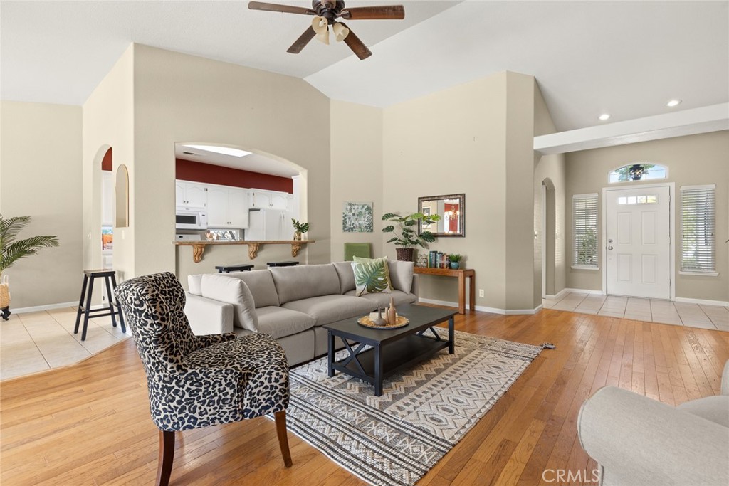 3049 Coach Lite Drive