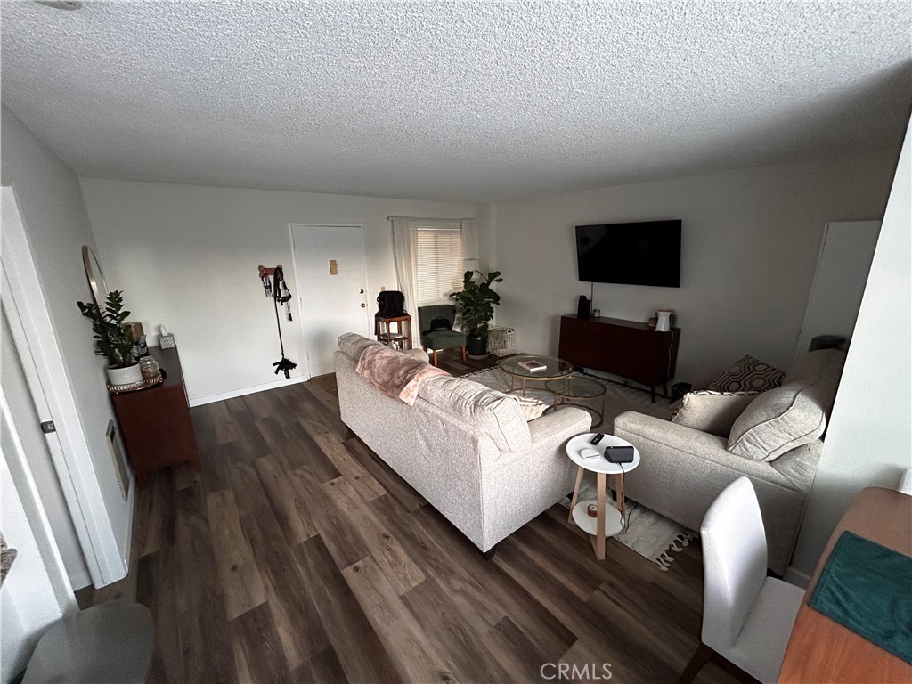 2121 Pacific Coast Highway Unit 3