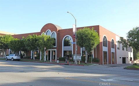 Photo of 4000 Long Beach Blvd Blvd #115, Long Beach, CA 90807 (MLS # PW26093541)