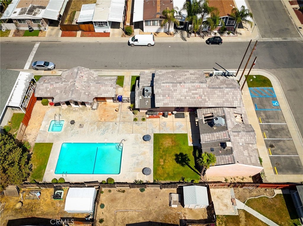 1301 TAFT HWY