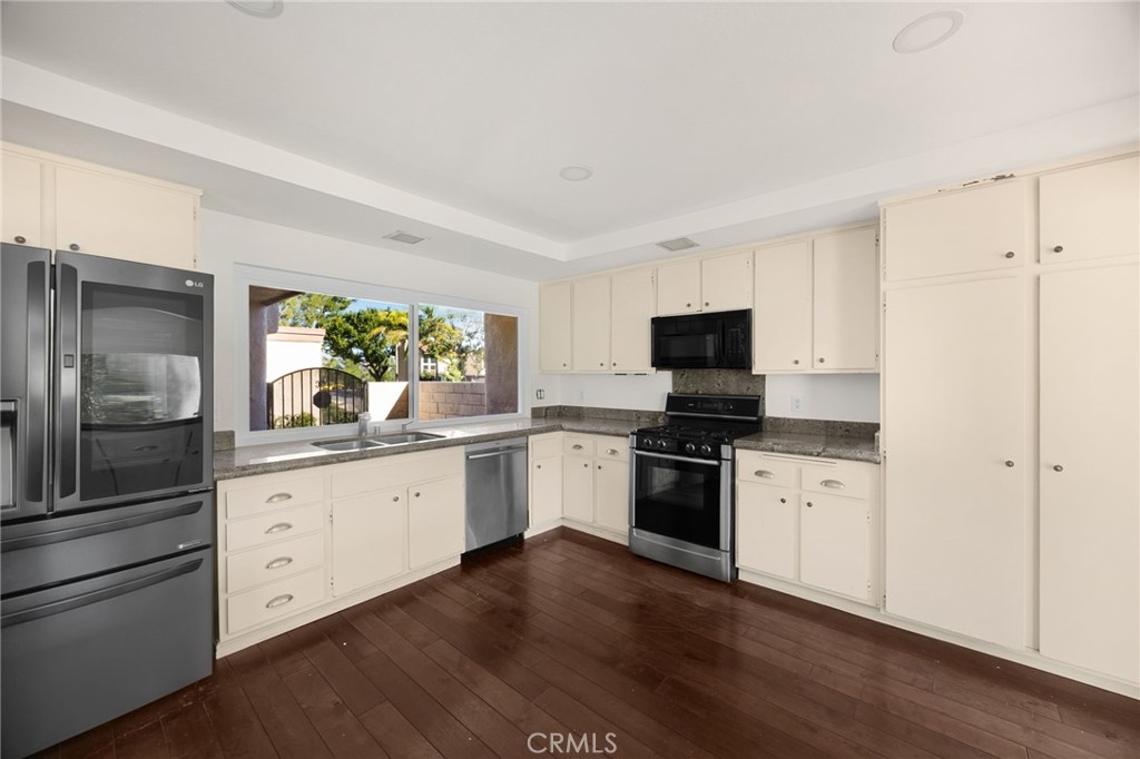 Anaheim Hills Estates (ANHI) - Residential