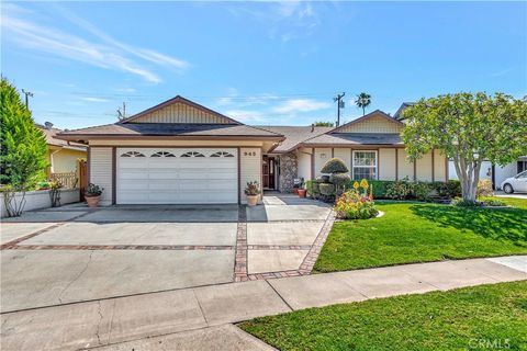 945 Lansing Lane Costa Mesa CA 92626