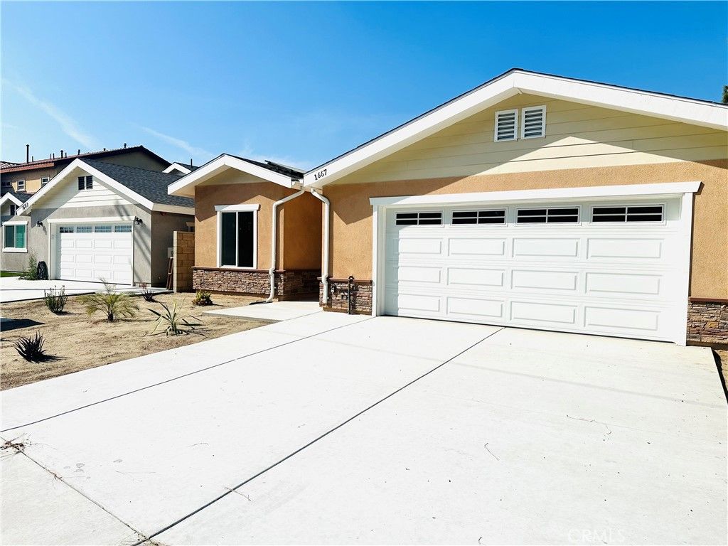 Photo of 1667 Oak Street, Placentia, CA 92870 (MLS # PW26072371)