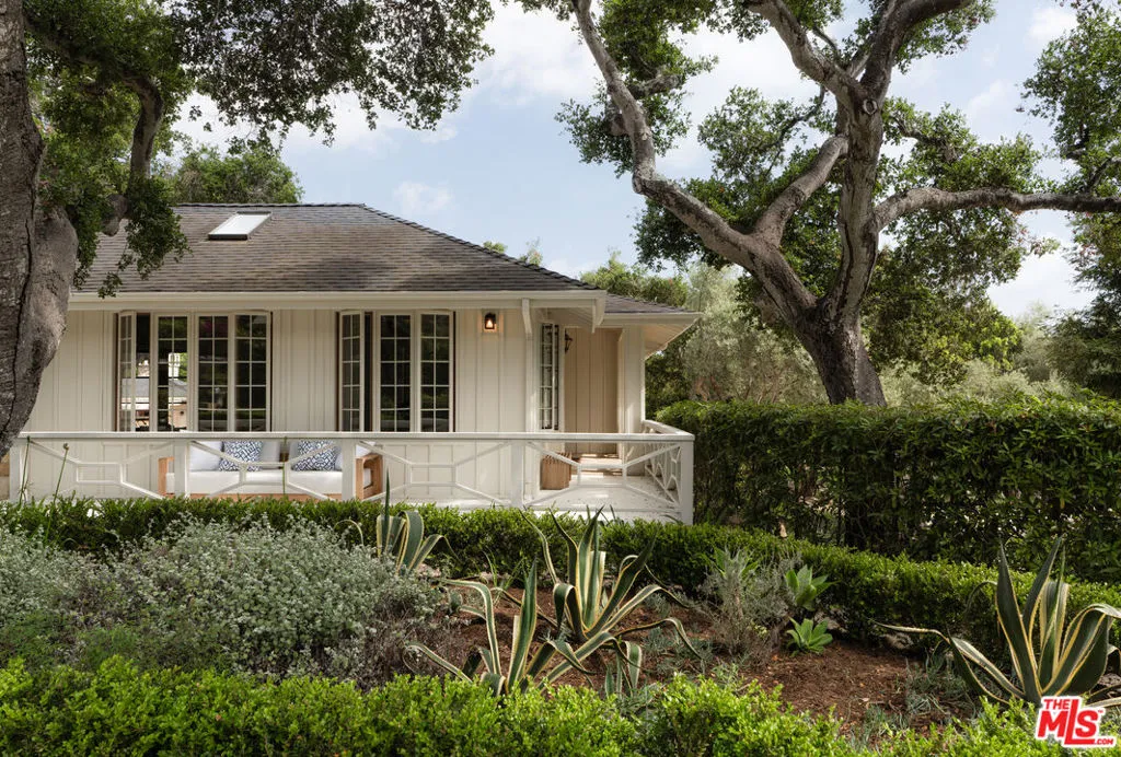 Santa Barbara, California 93108, United States, 4 Bedrooms Bedrooms, ,8 BathroomsBathrooms,Residential,Pending,176283