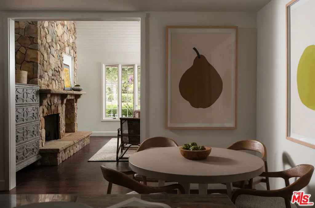 Santa Barbara, California 93108, United States, 4 Bedrooms Bedrooms, ,8 BathroomsBathrooms,Residential,Pending,176283