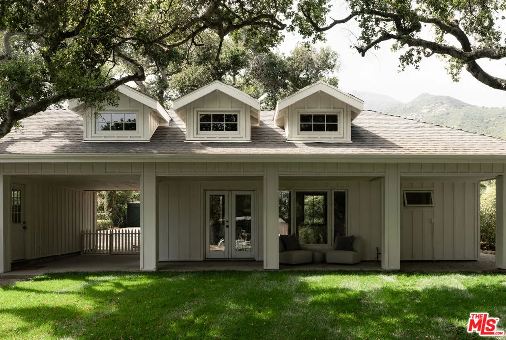 Santa Barbara, California 93108, United States, 4 Bedrooms Bedrooms, ,8 BathroomsBathrooms,Residential,Pending,176283