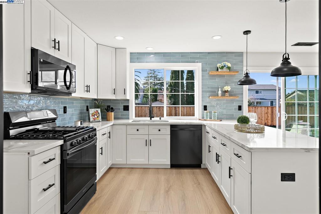 NEWARK - Residential