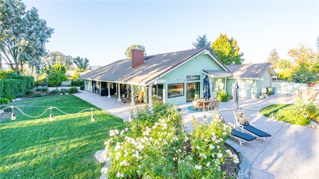 Country Lane (106) - Residential