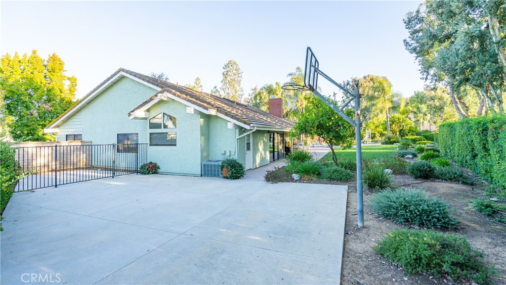 Country Lane (106) - Residential