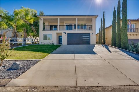 Photo of 14473 Dove Canyon Dr, Riverside, CA 92503 (MLS # IG25243885) Photo of 14473 Dove Canyon Dr, Riverside, CA 92503 (MLS # IG25243885)
