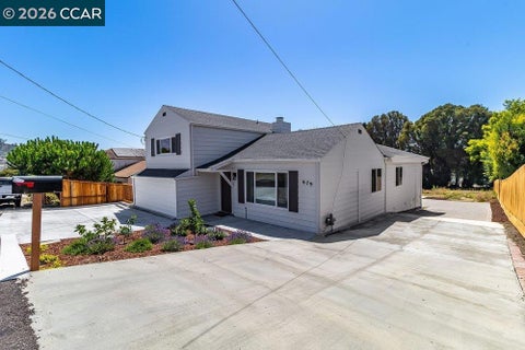 Photo of 679 El Centro Rd RD, El Sobrante, CA 94803 (MLS # 41144206)