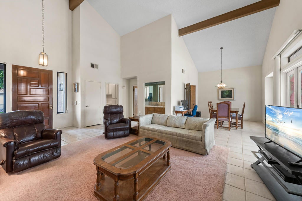 53 San Simeon Place