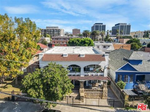 Photo of 1651 W 11th Place, Los Angeles, CA 90015 (MLS # 26666377)