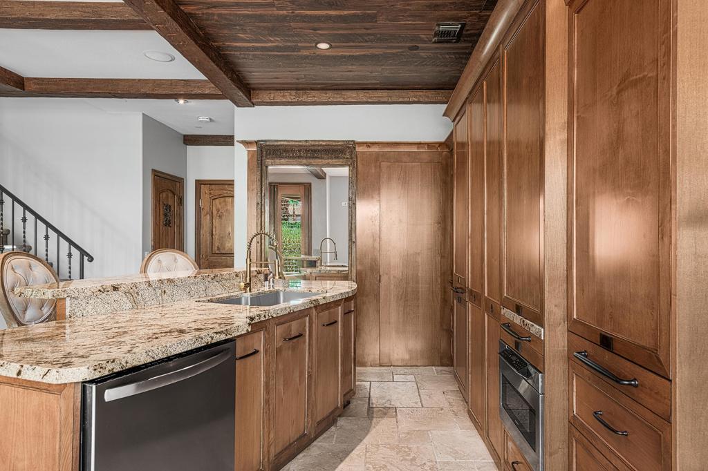 Village Traditions - Residential Lease