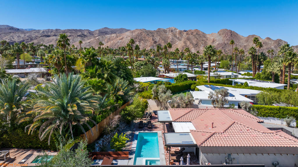 Magnesia Falls Cove - Residential