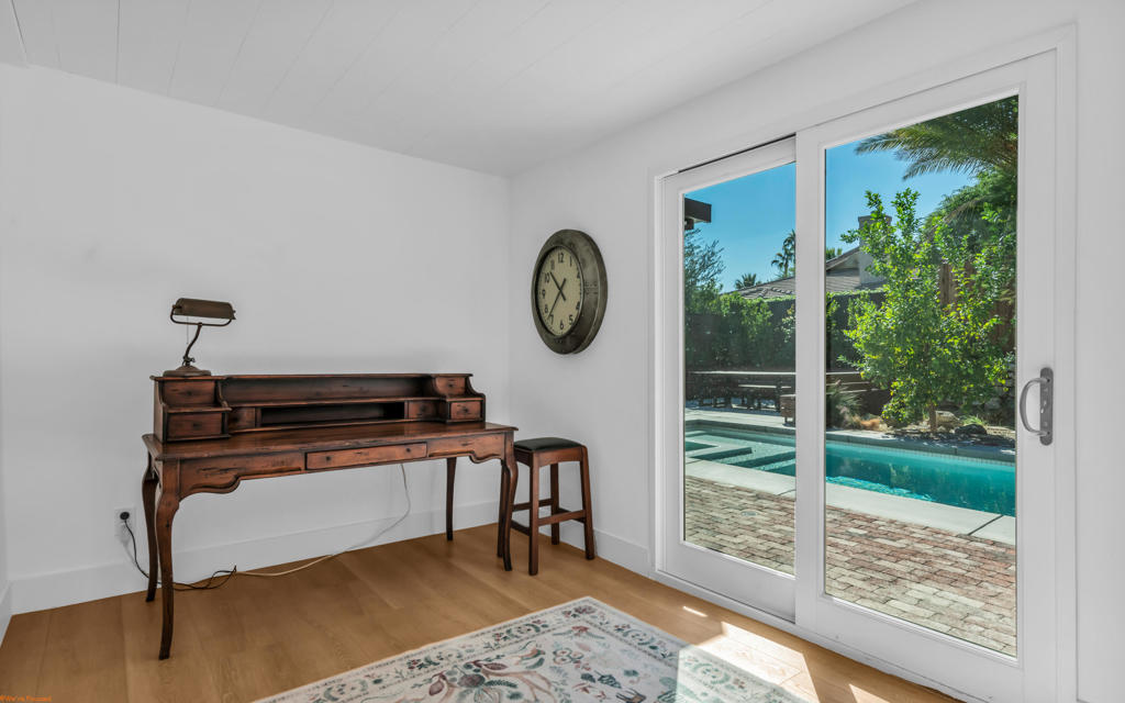 Magnesia Falls Cove - Residential