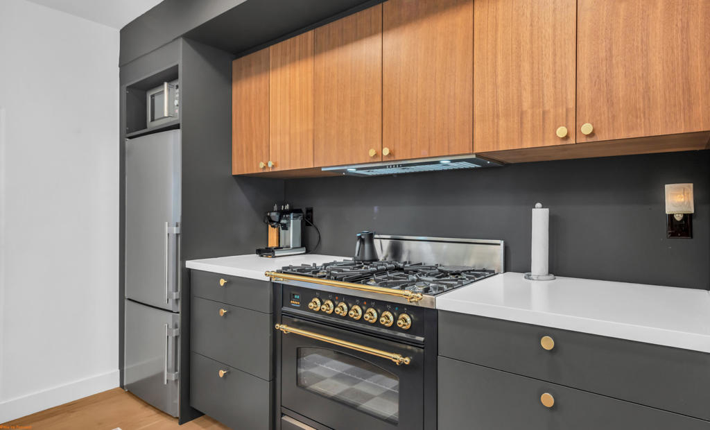 Magnesia Falls Cove - Residential