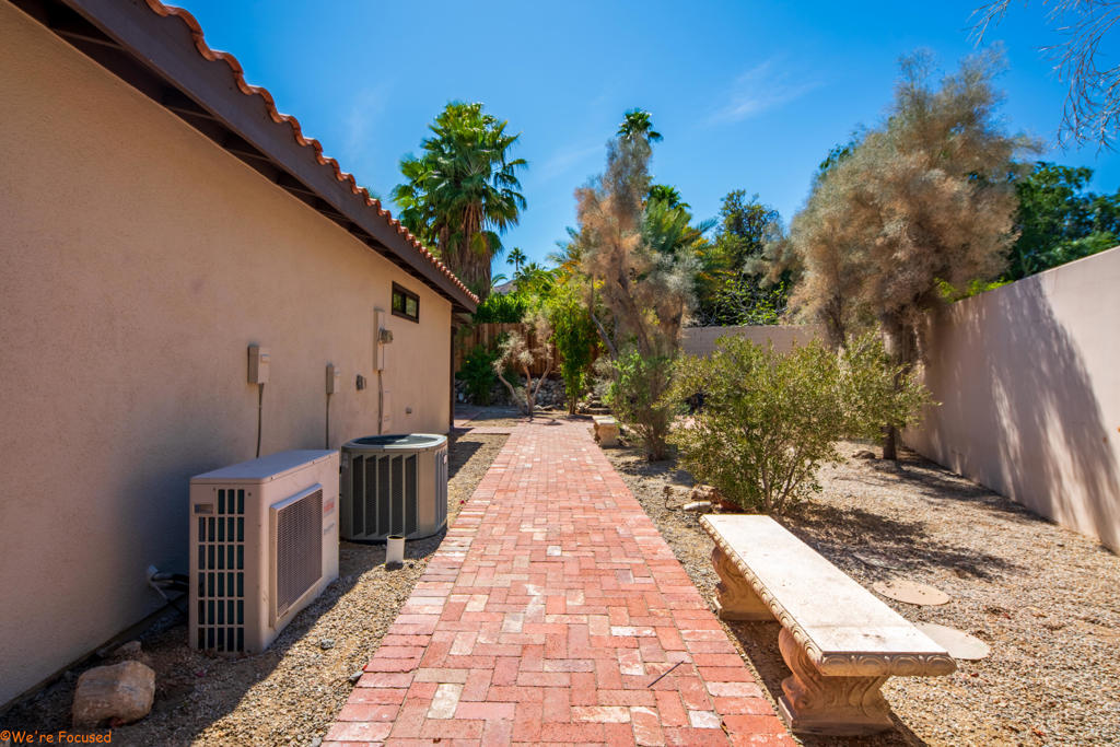 Magnesia Falls Cove - Residential