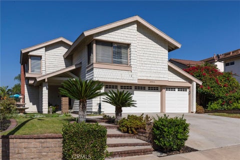 Photo of 25516 La Mirada Street ST, Laguna Hills, CA 92653 (MLS # OC26215142)