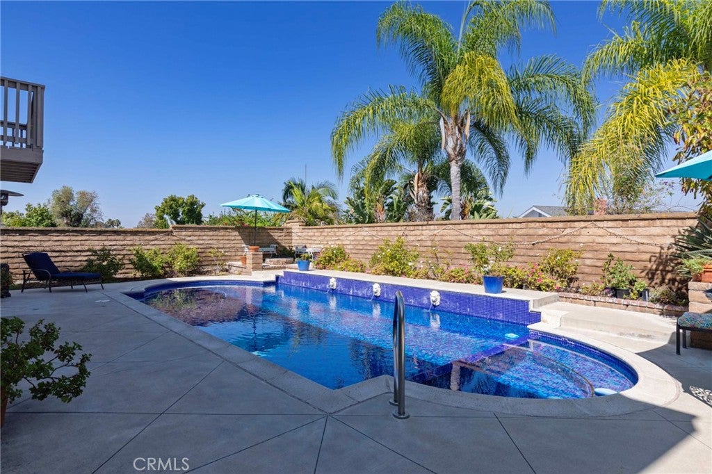 25516 La Mirada Street