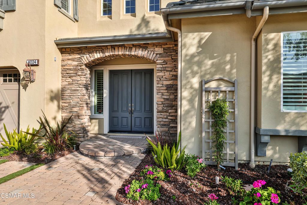 Photo of 4024 Eagle Flight Drive, Simi Valley, CA 93065 (MLS # 225005827)