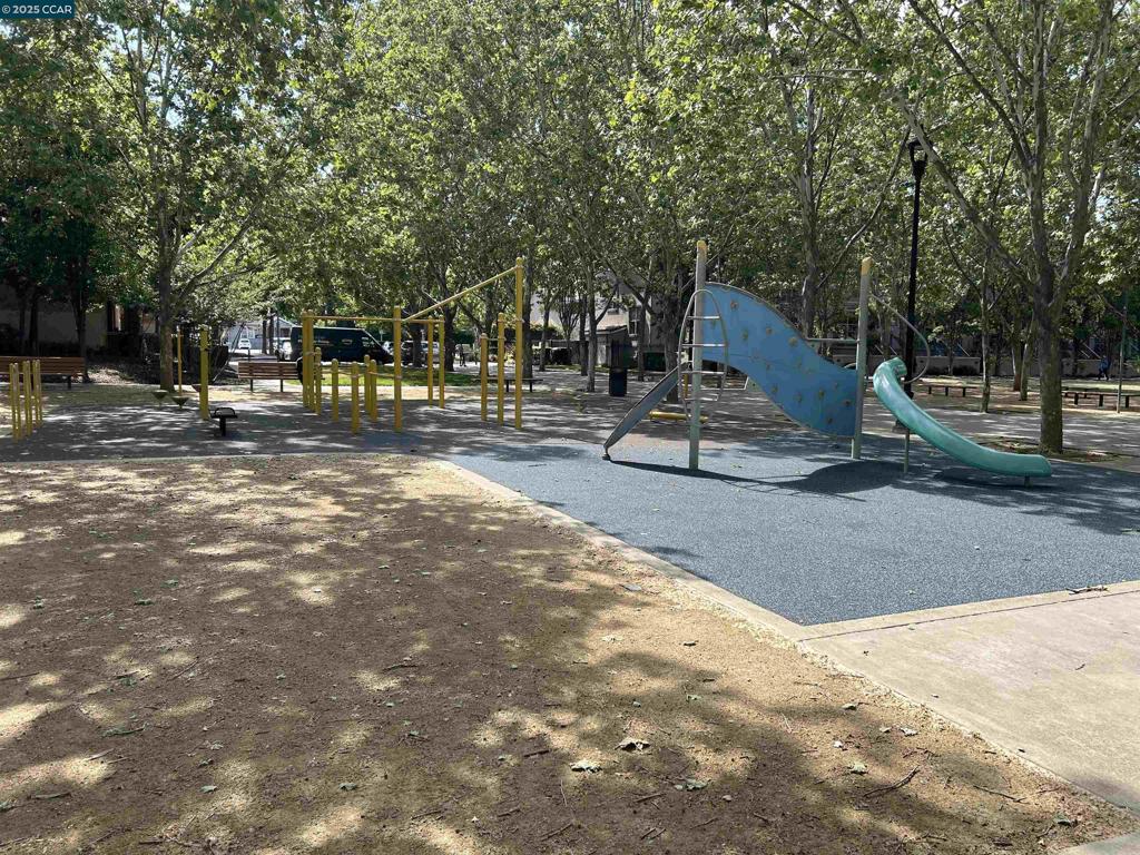 MIDTOWN - Residential