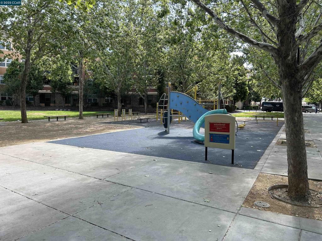 MIDTOWN - Residential