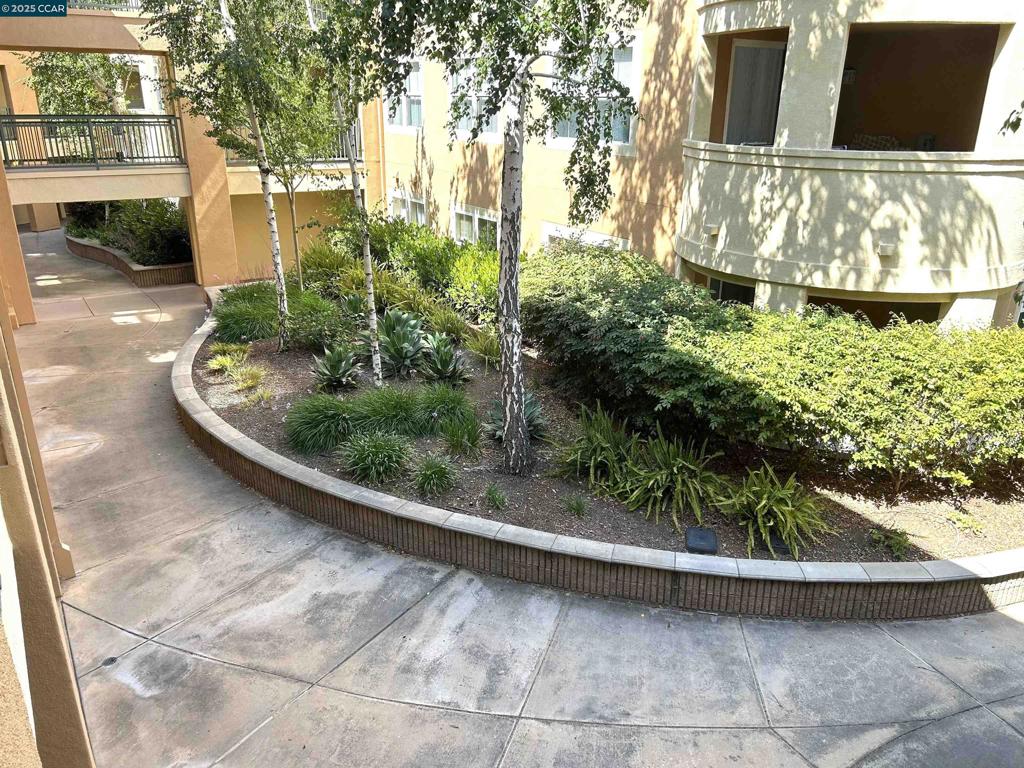 MIDTOWN - Residential