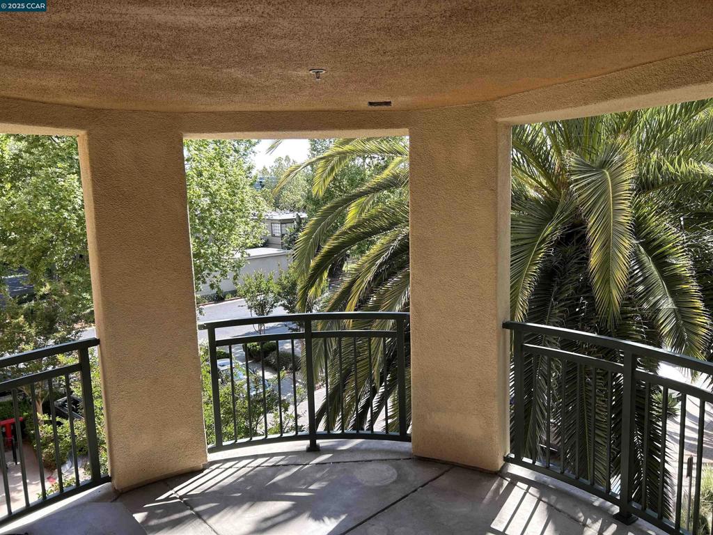 MIDTOWN - Residential