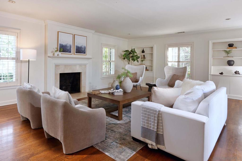 6122 Vista De La Mesa